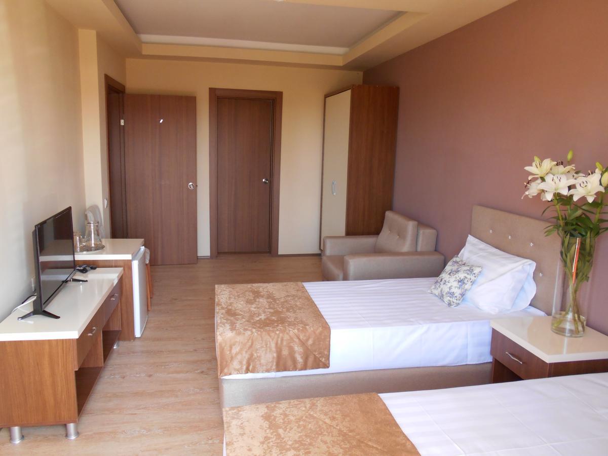 Hotel Amrita Sochumi Exterior foto